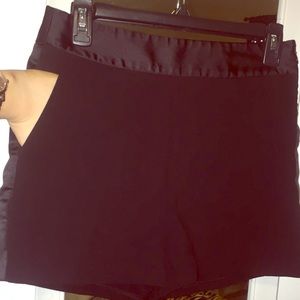 Business Chic Black Shorts